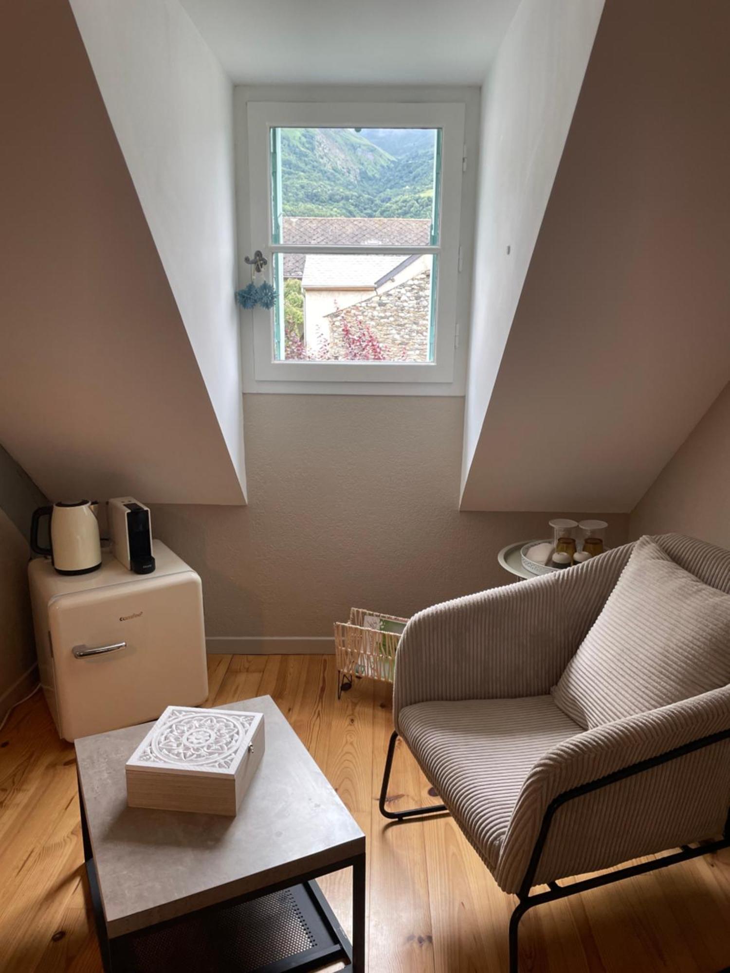 Chambre Suite Entree Independante A Luz Luz-Saint-Sauveur Bagian luar foto